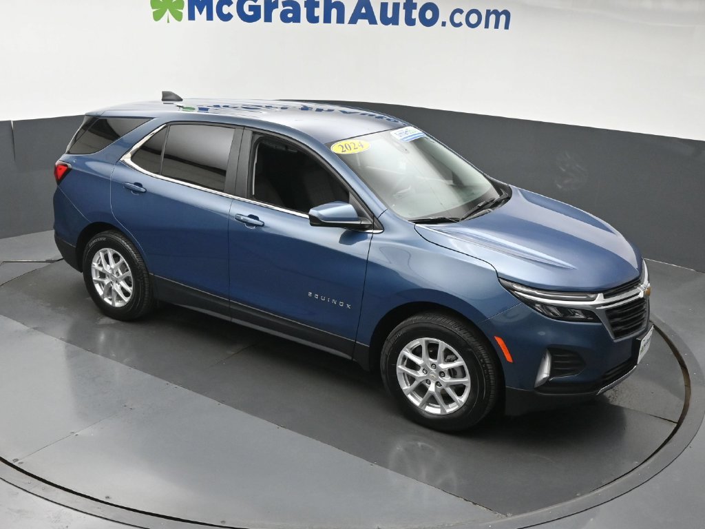 Used 2024 Chevrolet Equinox LT AWD/4WD image 3