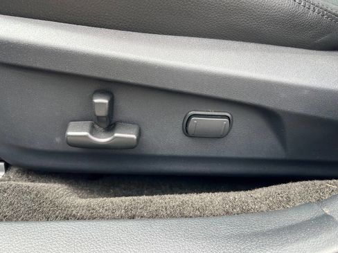 Used 2013 Subaru Legacy 2.5i Limited AWD/4WD image 20