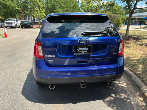 Used 2014 Ford Edge SEL w/ Equipment Group 205A FWD image 9