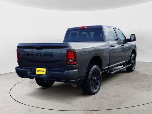 Used 2025 RAM 2500 Big Horn AWD/4WD image 5