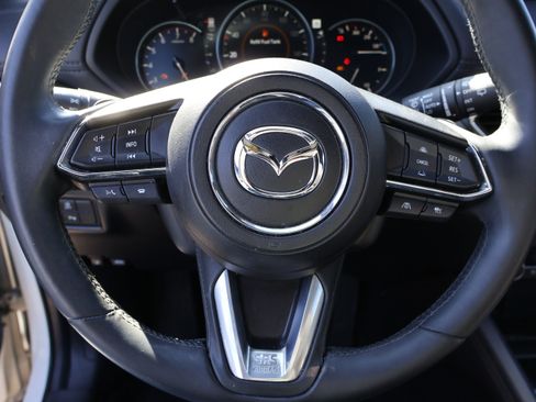 Used 2022 MAZDA CX-5 Signature image 25