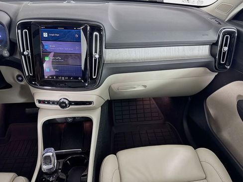 Used 2023 Volvo XC40 B5 Plus w/ Driver Assist Package AWD/4WD image 26