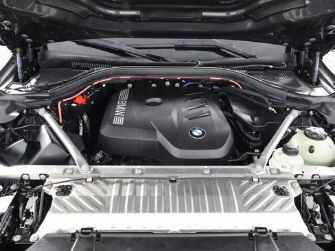 Used 2025 BMW X3 xDrive30i w/ Premium Package AWD/4WD image 12