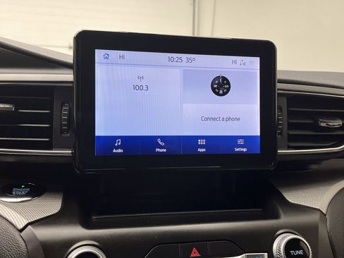 Certified 2020 Ford Explorer XLT w/ Equipment Group 202A image 21