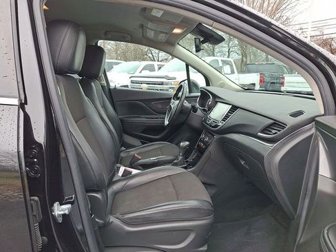 Used 2020 Buick Encore Preferred w/ Safety Package image 25