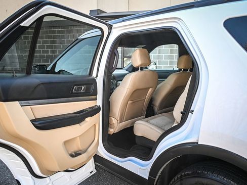 Used 2017 Ford Explorer 4WD image 12