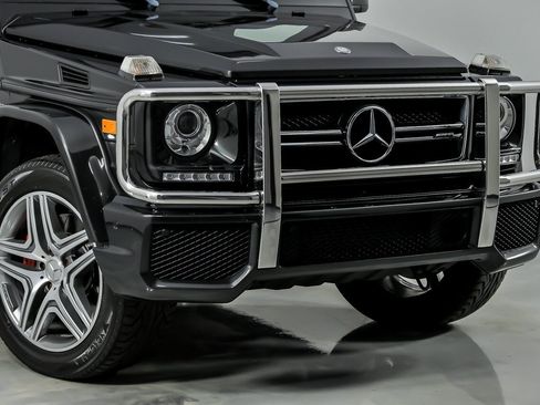 Used 2017 Mercedes-Benz G 63 AMG 4MATIC image 3
