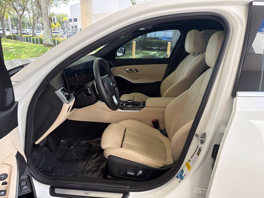 Used 2024 BMW 330i Sedan w/ Convenience Package RWD image 6