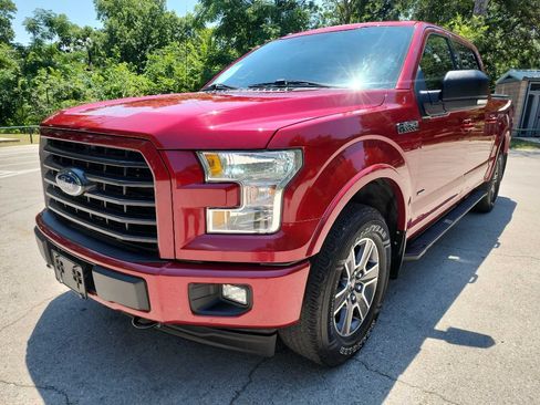 Used 2017 Ford F150 XLT w/ Equipment Group 302A Luxury AWD/4WD image 3