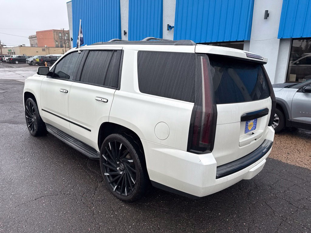 Used 2017 GMC Yukon Denali AWD/4WD image 13