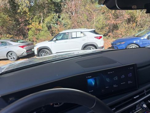 Used 2025 Hyundai Santa Fe SEL image 34