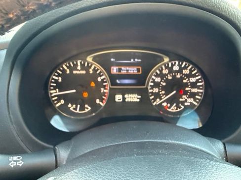 Used 2015 Nissan Altima 2.5 SV w/ Convenience Package FWD image 13