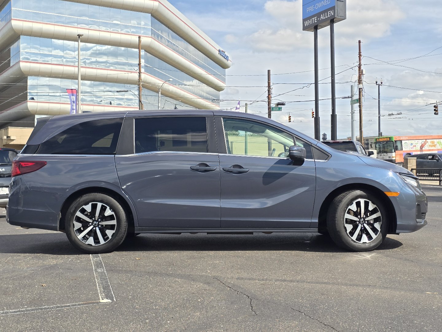 Used 2025 Honda Odyssey EX-L image 28