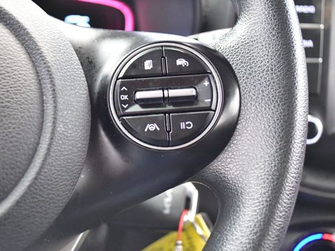 Used 2024 Kia Soul LX w/ Option Group 015 FWD image 23