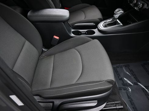 Used 2022 Kia Forte LXS image 35