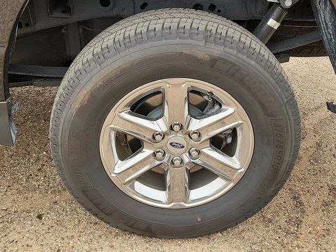 Used 2024 Ford F150 XLT w/ Equipment Group 302A MID AWD/4WD image 7