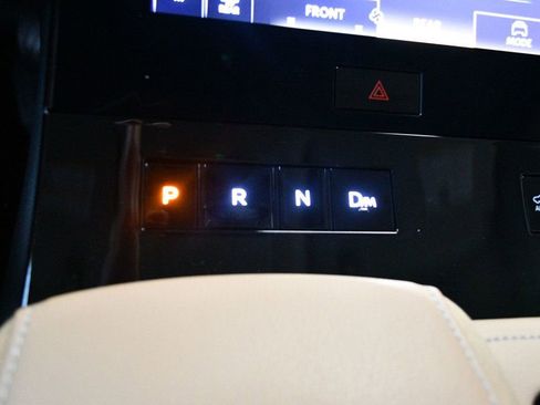 Used 2025 INFINITI QX80 Sensory image 66