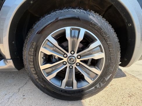 Used 2018 Nissan Armada SL w/ Moonroof Package AWD/4WD image 26