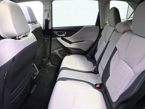 Used 2023 Subaru Forester Premium image 19