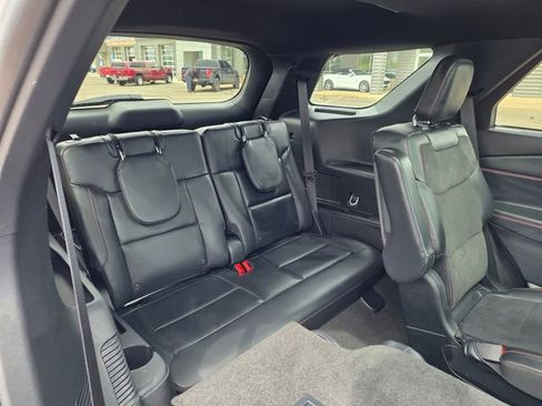 Used 2025 Ford Explorer ST AWD/4WD image 14