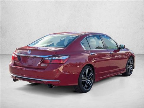 Used 2017 Honda Accord Sport Special Edition image 5