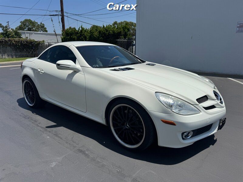 Used 2010 Mercedes-Benz SLK 350 image 6