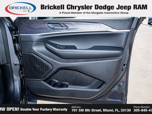 New 2025 Jeep Grand Cherokee Limited image 13