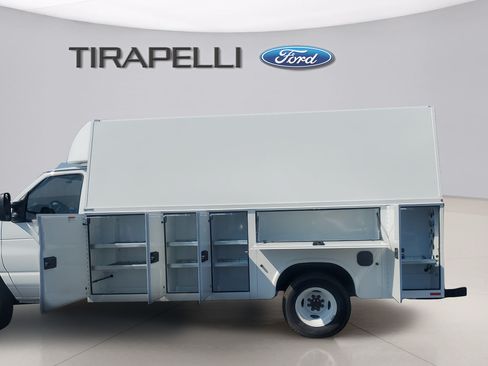 New 2026 Ford E-450 and Econoline 450 Super Duty w/ Power Equipment Group RWD image 4