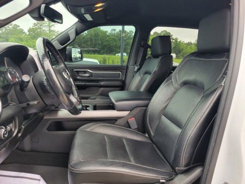 Used 2019 RAM 1500 Big Horn RWD image 9