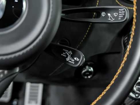 Used 2022 McLaren 720S Performance RWD image 26
