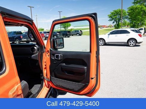 Used 2018 Jeep Wrangler Unlimited Sport S image 16