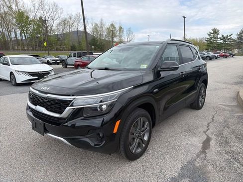 Used 2023 Kia Seltos S AWD/4WD image 7