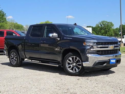 Used 2020 Chevrolet Silverado 1500 LT w/ Texas Edition image 2