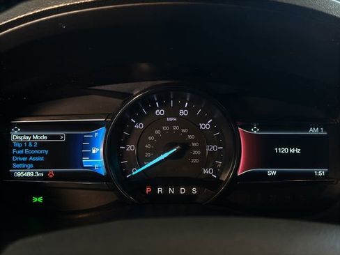 Used 2018 Ford Explorer XLT w/ Equipment Group 202A image 12