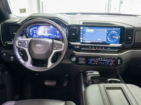 Used 2022 Chevrolet Silverado 1500 RST w/ Convenience Package II image 12