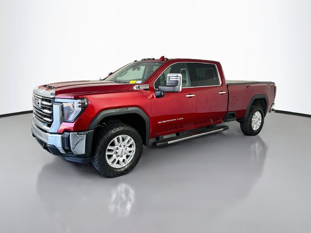 Used 2024 GMC Sierra 3500 SLT AWD/4WD image 3