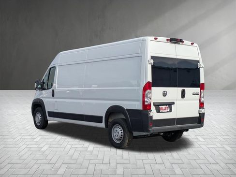 Used 2024 RAM ProMaster 2500 FWD image 7