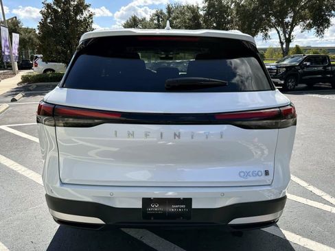 New 2026 INFINITI QX60 Luxe w/ Cargo Package image 3