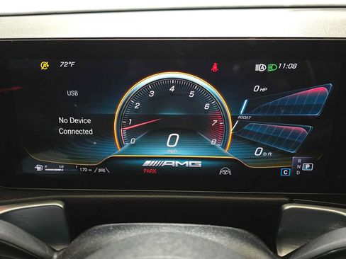 Used 2022 Mercedes-Benz GLB 35 AMG 4MATIC image 28