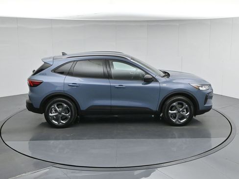 Used 2025 Ford Escape ST-Line image 44