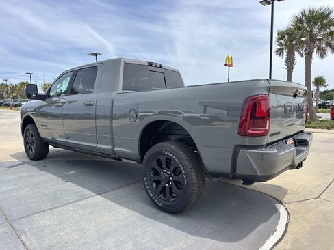 New 2026 RAM 2500 Laramie AWD/4WD image 5