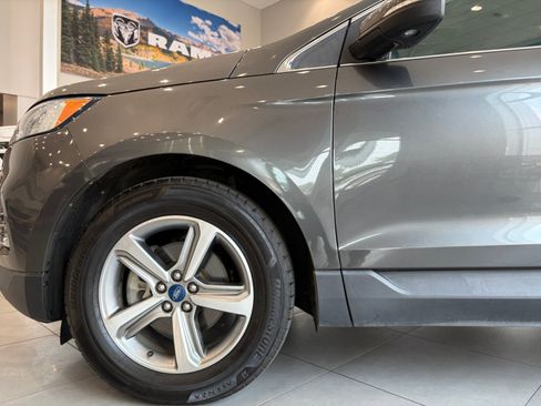 Used 2019 Ford Edge SEL w/ Equipment Group 201A FWD image 10