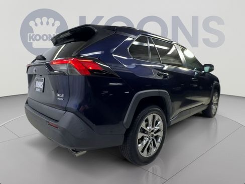 Used 2021 Toyota RAV4 XLE Premium AWD/4WD image 11