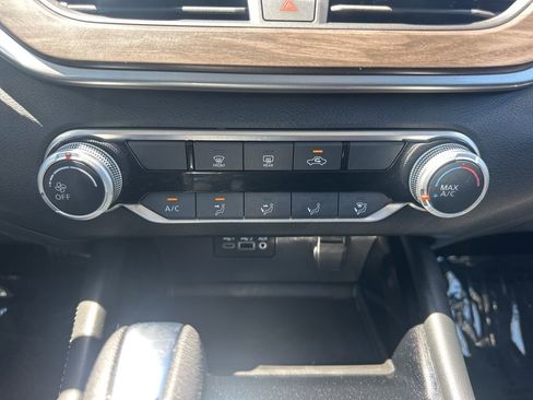 Used 2023 Nissan Altima 2.5 SV image 18