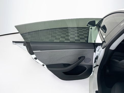 Used 2025 Tesla Model 3 Long Range RWD image 25