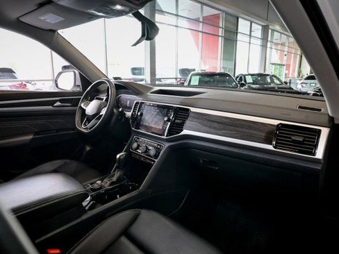 Used 2022 Volkswagen Atlas SE image 30
