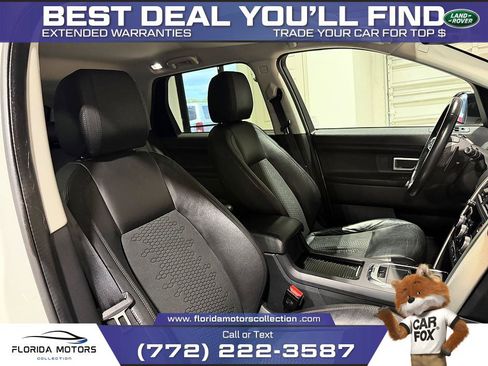 Used 2019 Land Rover Discovery Sport SE AWD/4WD image 21