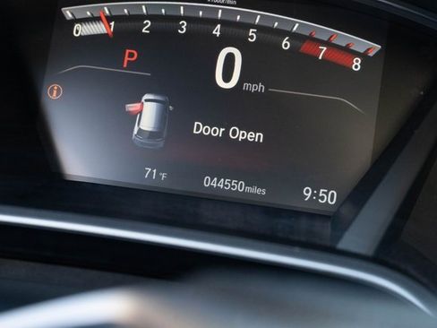 Used 2020 Honda CR-V EX image 29