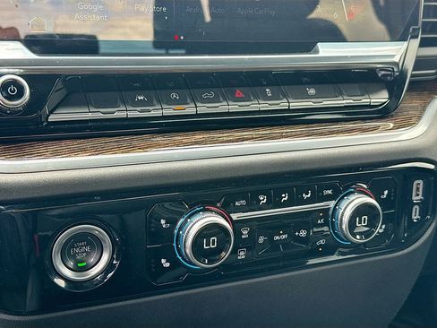 Used 2024 GMC Sierra 1500 Elevation image 17