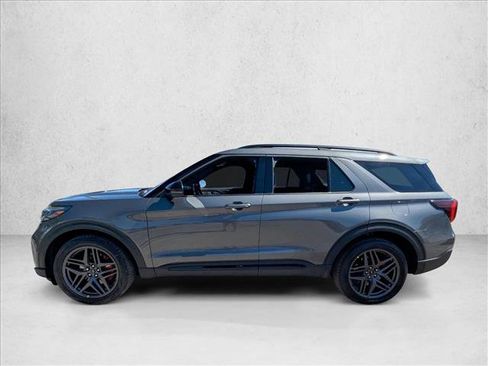 New 2026 Ford Explorer ST image 5